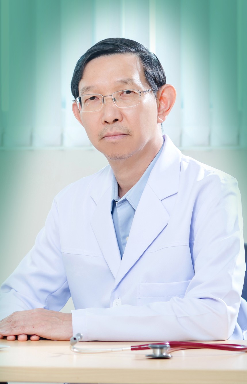 นายแพทย์ ชัยวัฒน์ งามปิยะสกุล